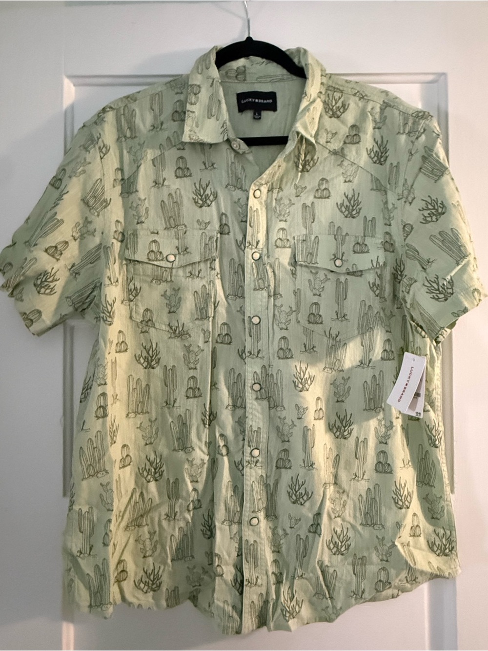 Lucky Brand Light Green Short-Sleeve Cactus Print Peal Snap Shirt